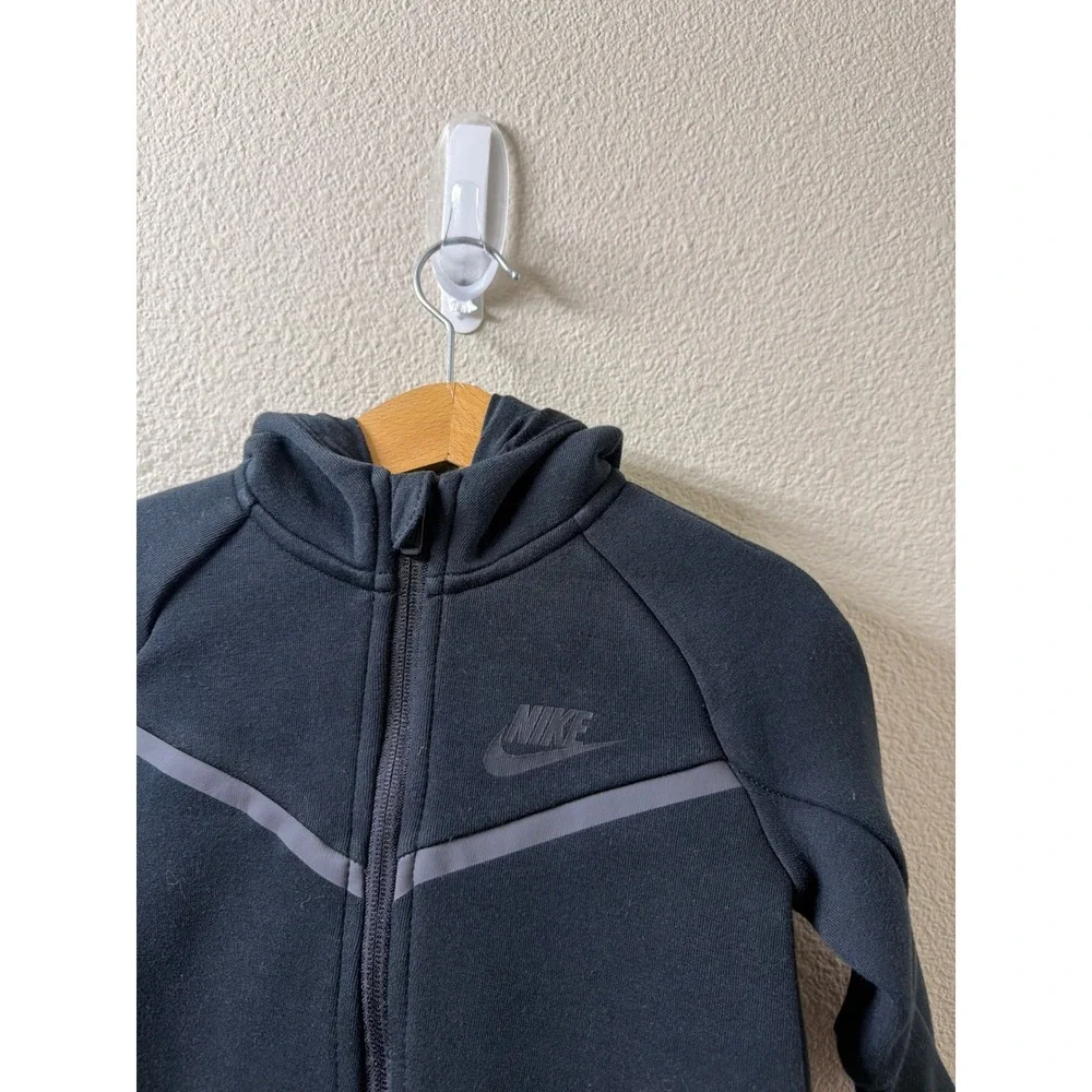 Nike item has